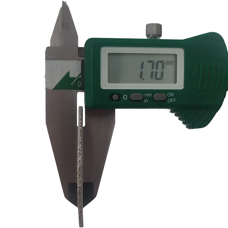 OvgF04Cm